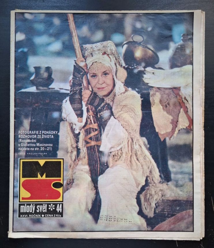 MLADY SVET magazine side cover Issue 44   1984