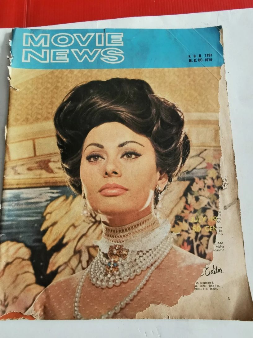 MOVIE NEWS magazine side cover  July 1965