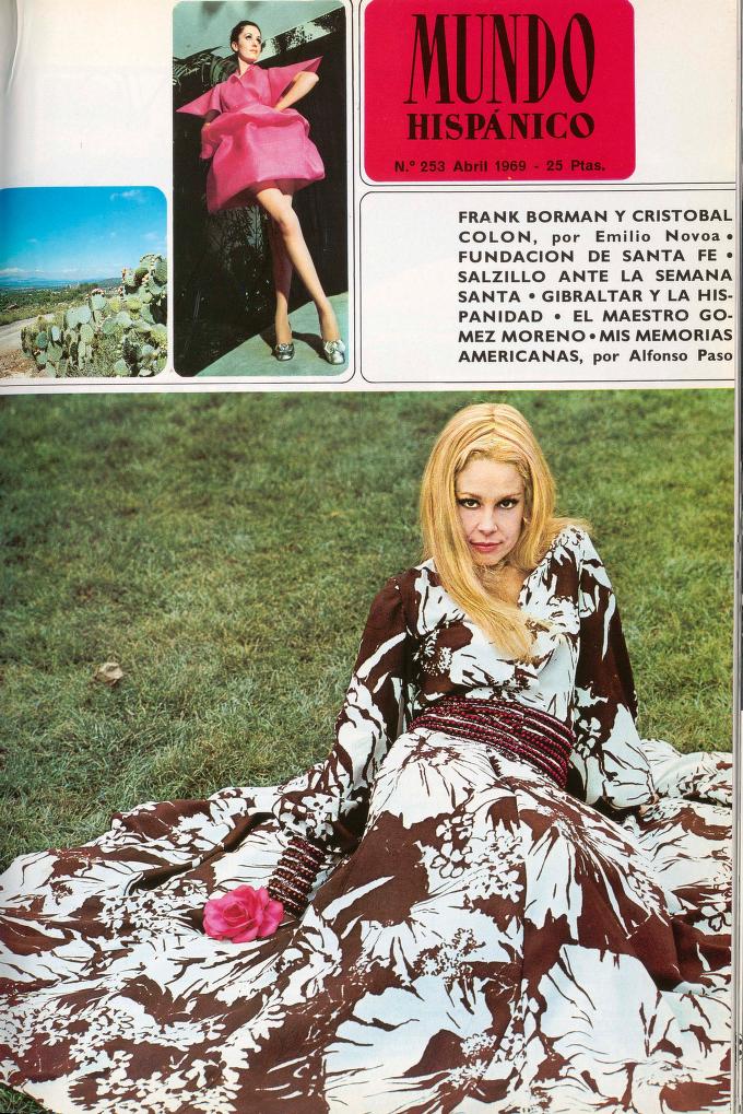 MUNDO HISPANICO magazine side cover Issue 253  April 1969
