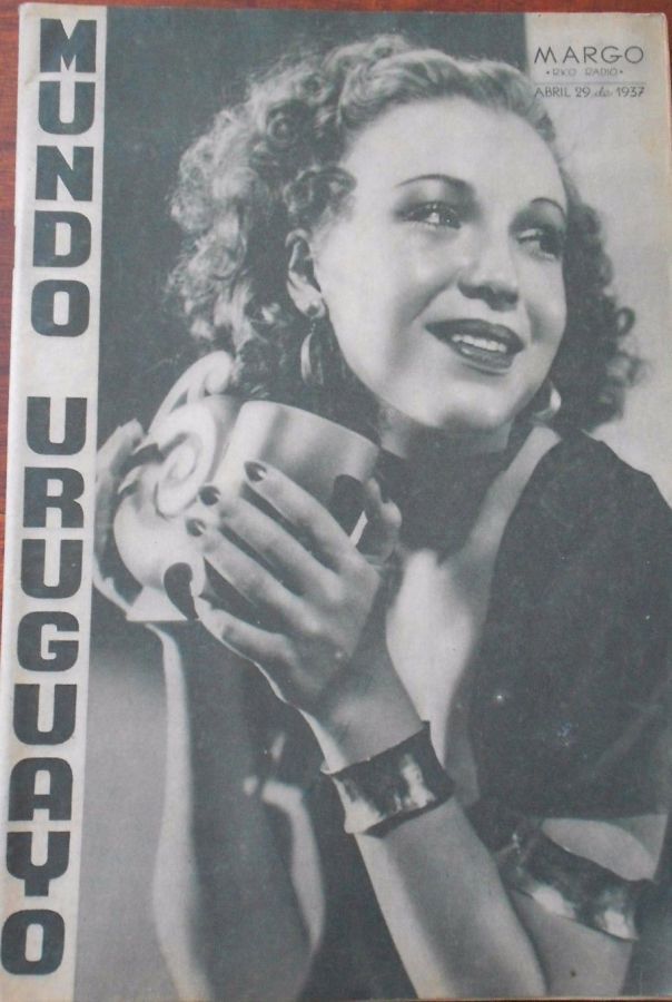 MUNDO URUGUAYO magazine side cover 29 April 1937