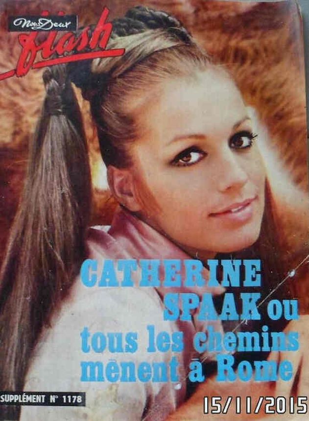 NOUS DEUX FLASH magazine side cover Issue 1178   1970