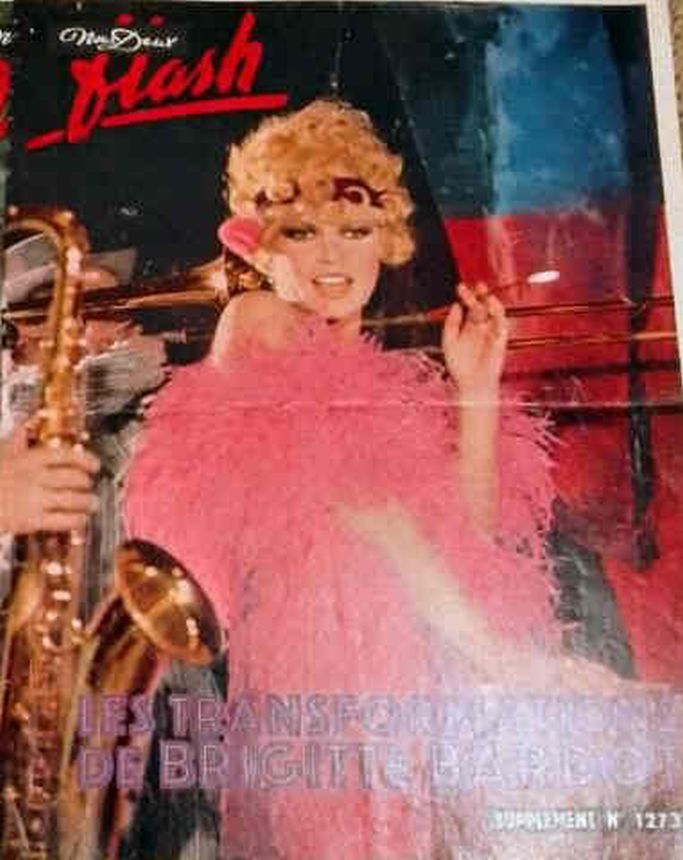 NOUS DEUX FLASH magazine side cover Issue 1273   1972