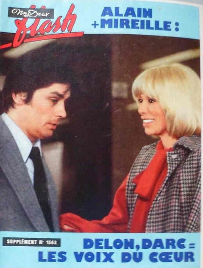 NOUS DEUX FLASH magazine side cover Issue 1563   1977