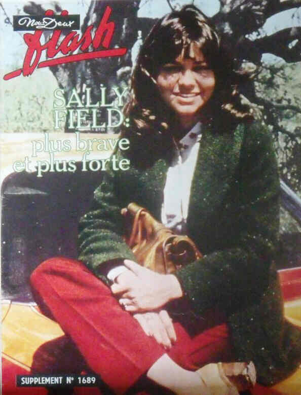 NOUS DEUX FLASH magazine side cover Issue 1689   1979