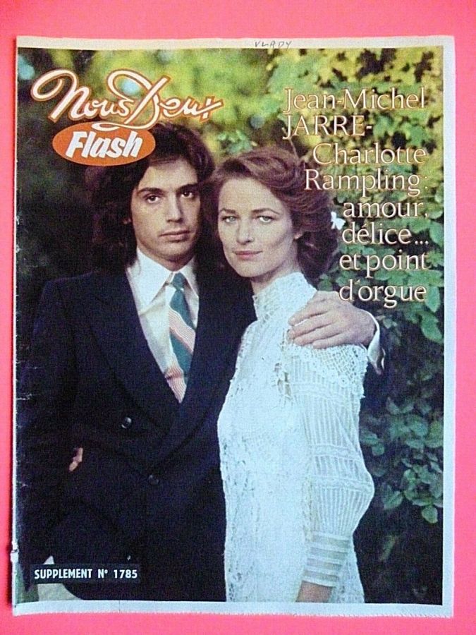 NOUS DEUX FLASH magazine side cover Issue 1785   1981