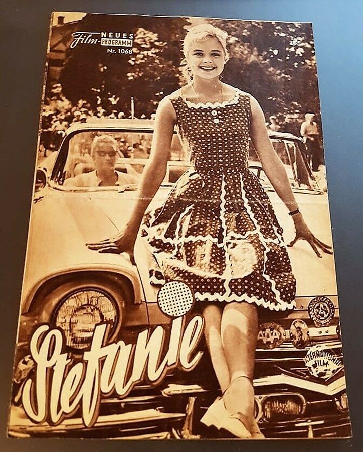 NEUES FILMPROGRAMM magazine side cover Issue 1068   