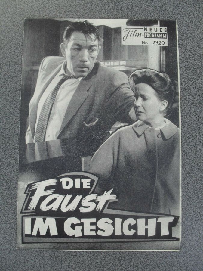 NEUES FILMPROGRAMM magazine side cover Issue 2920   