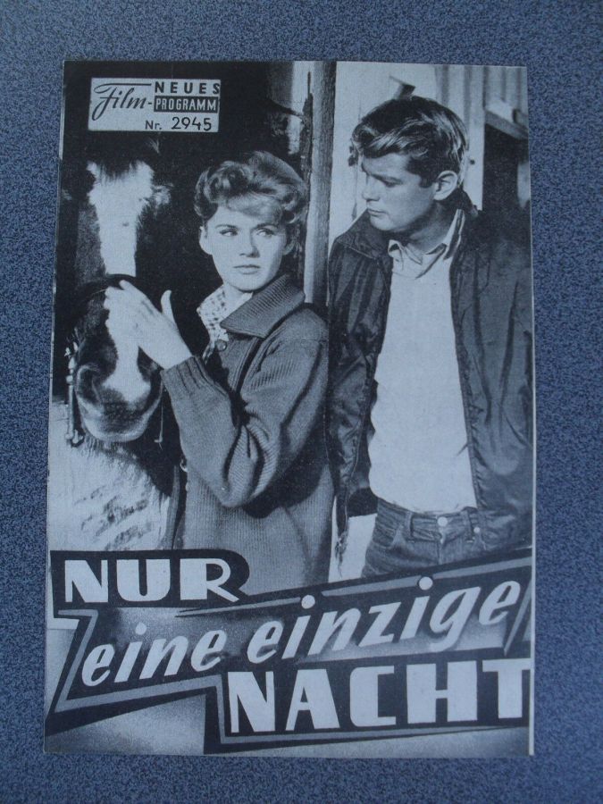 NEUES FILMPROGRAMM magazine side cover Issue 2945   