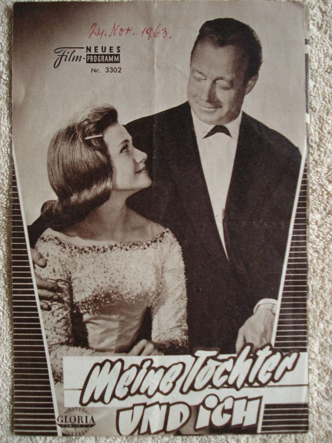 NEUES FILMPROGRAMM magazine side cover Issue 3302   