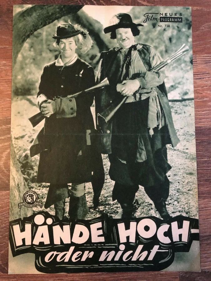 NEUES FILMPROGRAMM magazine side cover Issue 738   