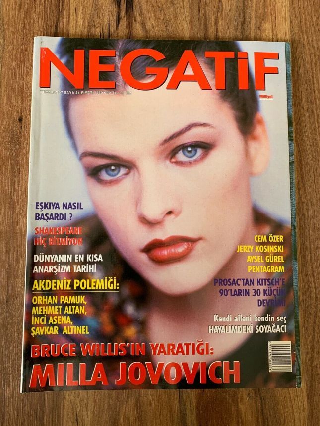 NEGATIF magazine side cover Issue 31  July 1997