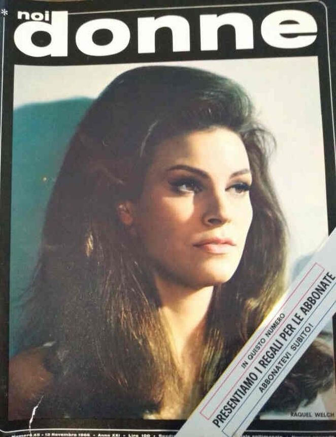 NOI DONNE magazine side cover Issue 45 12 November 1966