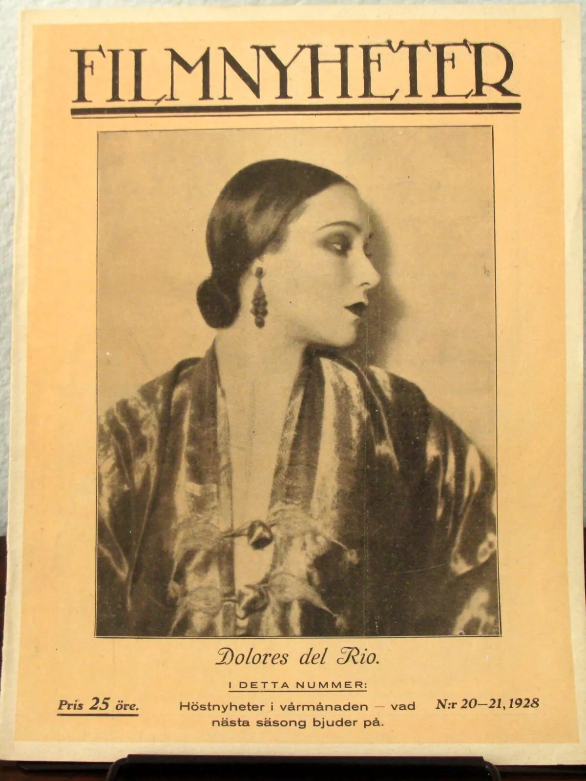 FILMNYHETER magazine side cover Issue 20-21   1928