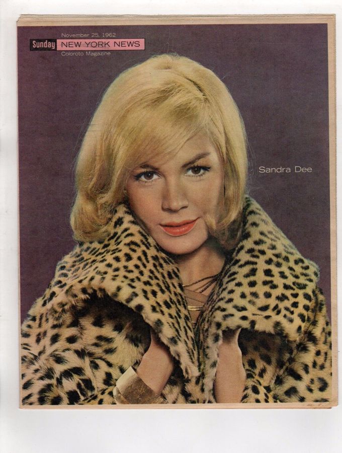 NEW YORK NEWS magazine side cover 25 November 1962