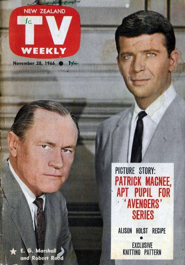 NEW ZEALAND TV WEEKLY magazine side cover 28 November 1966