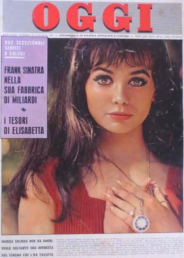 OGGI magazine side cover Issue 32 9 August 1962