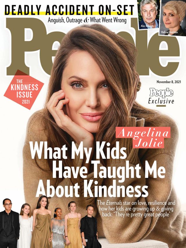PEOPLE magazine side cover 8 November 2021