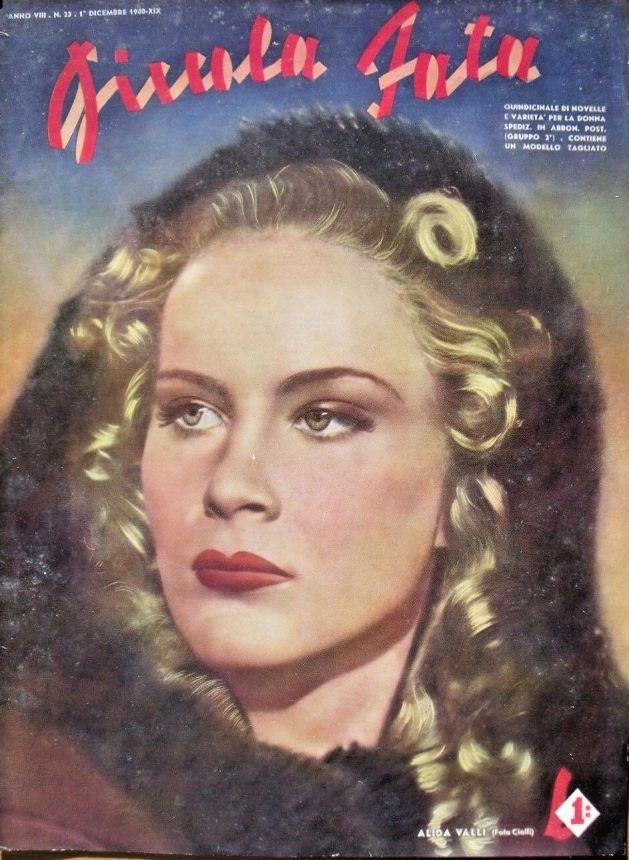 PICCOLA FATA magazine side cover Issue 23 1 December 1940