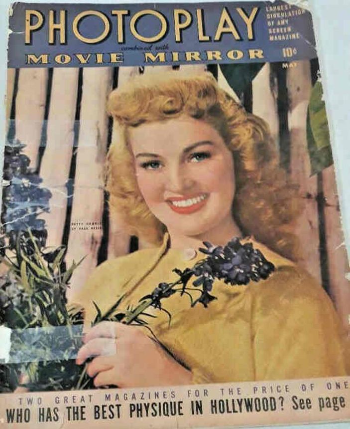 PHOTOPLAY magazine side cover Issue 372 May 1942