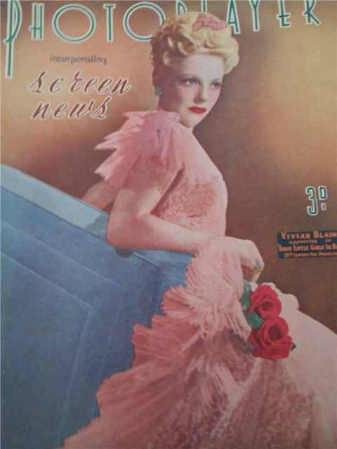 PHOTOPLAYER | THE magazine side cover  Vol 24 No 42 22 February 1947