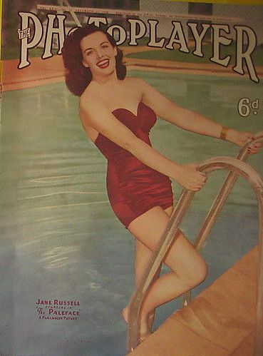PHOTOPLAYER | THE magazine side cover  Vol 26 # 32 11 December 1948
