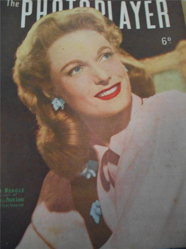 PHOTOPLAYER | THE magazine side cover  Vol 26 No 49 9 April 1949
