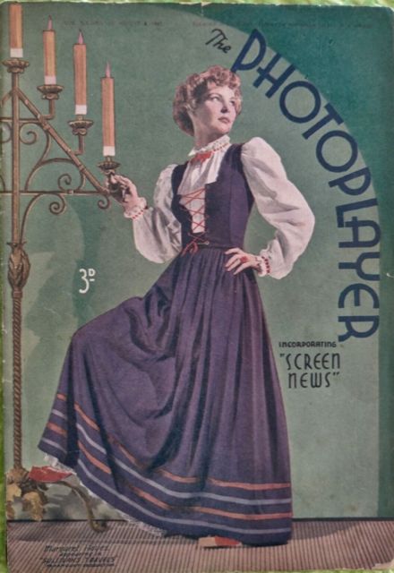 PHOTOPLAYER | THE magazine side cover  Vol 20 No  13 8 August 1942