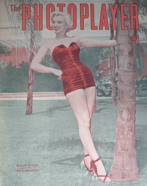 PHOTOPLAYER | THE magazine side cover  Vol 30 No 23 4 October 1952