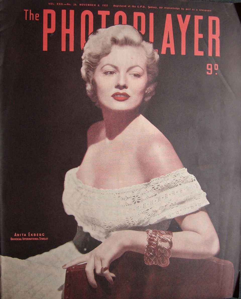 PHOTOPLAYER | THE magazine side cover  Vol 30 No 28 8 November 1952