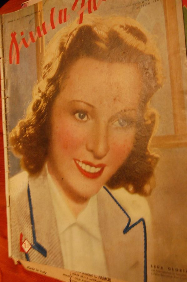 PICCOLA FATA magazine side cover Issue 1  January 1942