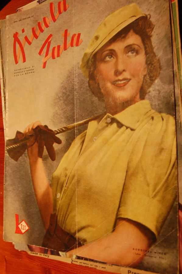 PICCOLA FATA magazine side cover Issue 10  May 1942