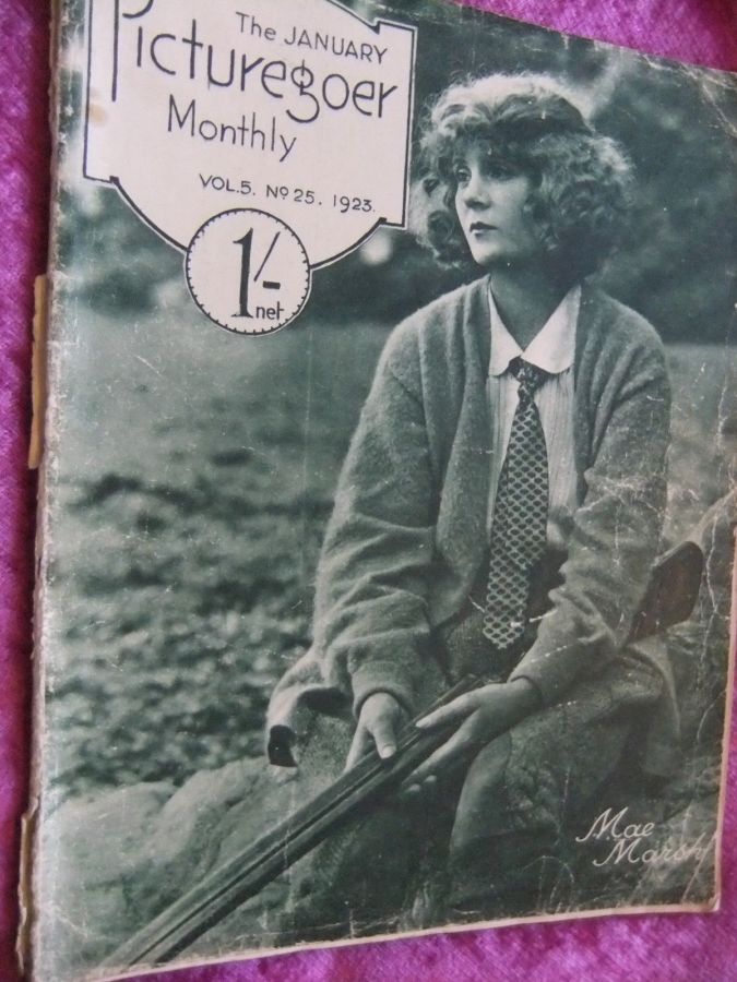 PICTUREGOER magazine side cover Issue 25  Monthly January 1923