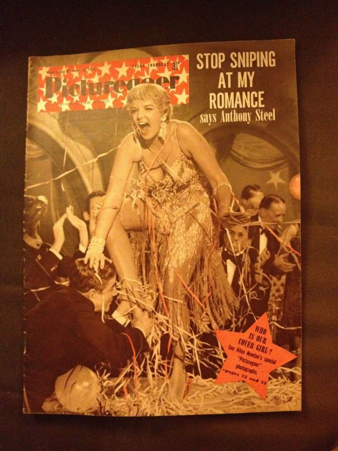 PICTUREGOER magazine side cover Issue 1024  Weekly 18 December 1954