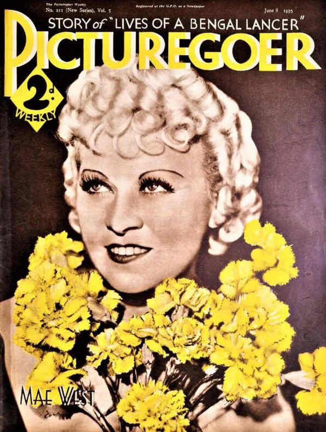 PICTUREGOER magazine side cover Issue 211  Weekly 8 June 1935