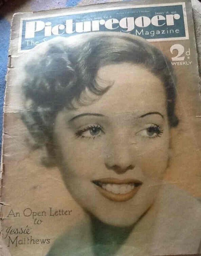 PICTUREGOER magazine side cover Issue 295  Weekly 16 January 1937