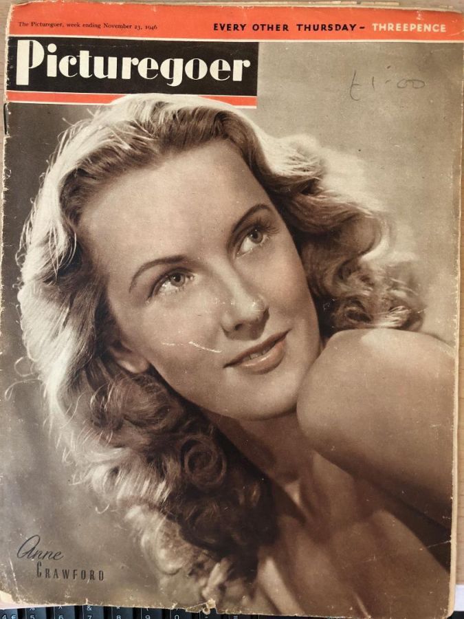 PICTUREGOER magazine side cover Issue 672  Weekly 23 November 1946