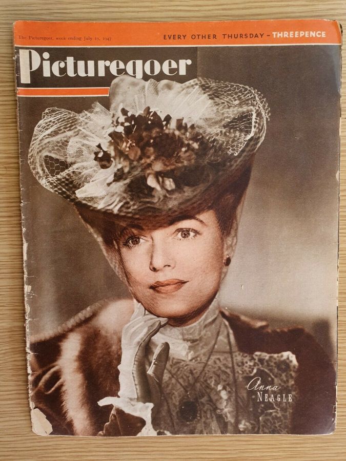 PICTUREGOER magazine side cover Issue 688  Weekly 19 July 1947