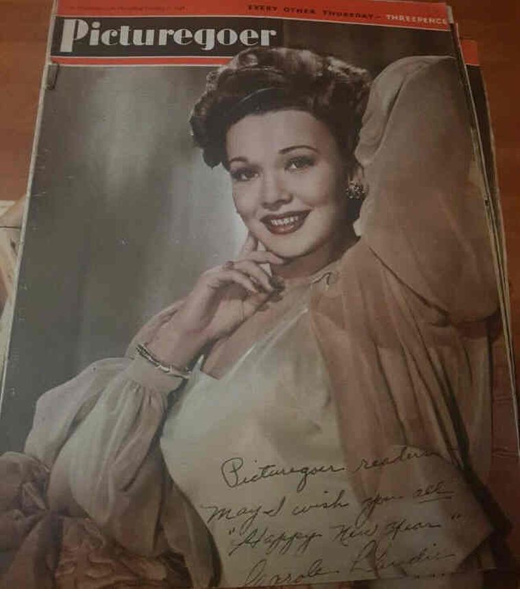 PICTUREGOER magazine side cover Issue 700  Weekly 3 January 1948