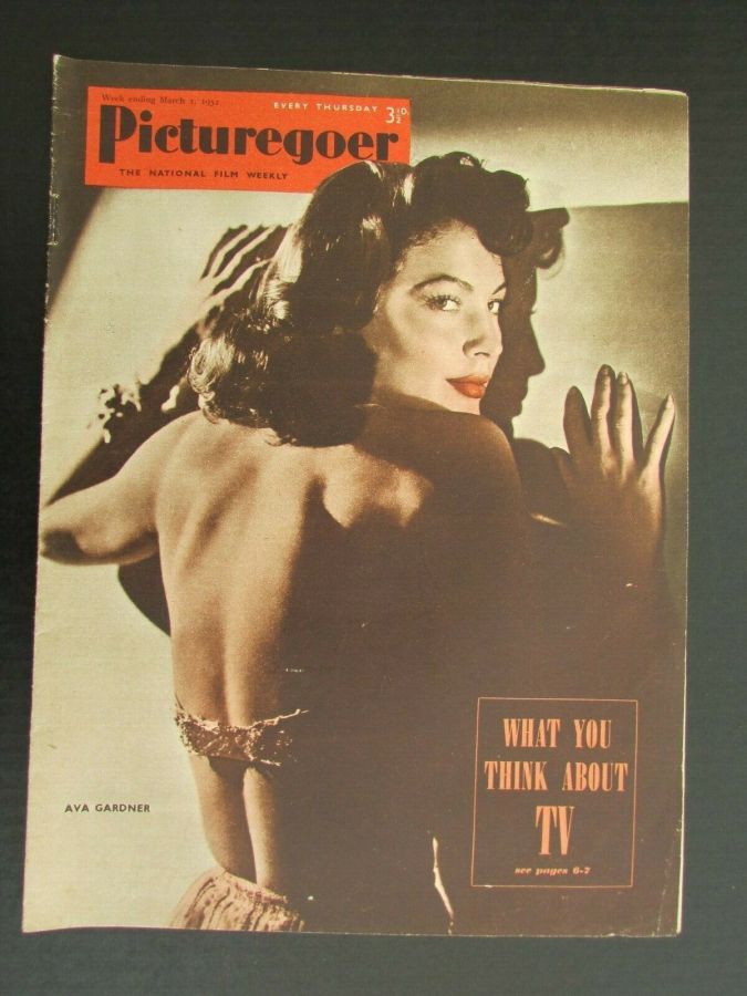 PICTUREGOER magazine side cover Issue 878  Weekly 1 March 1952