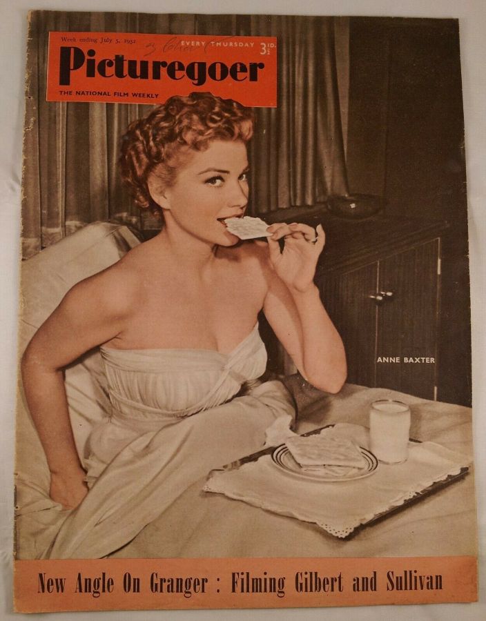 PICTUREGOER magazine side cover Issue 896  Weekly 5 July 1952