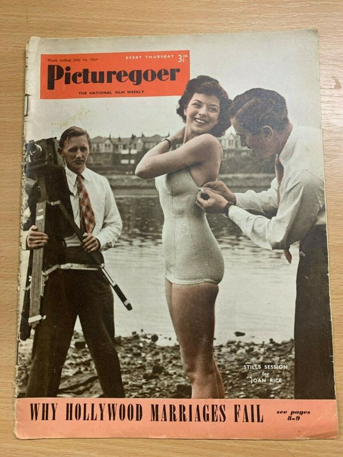 PICTUREGOER magazine side cover Issue 898  Weekly 19 July 1952