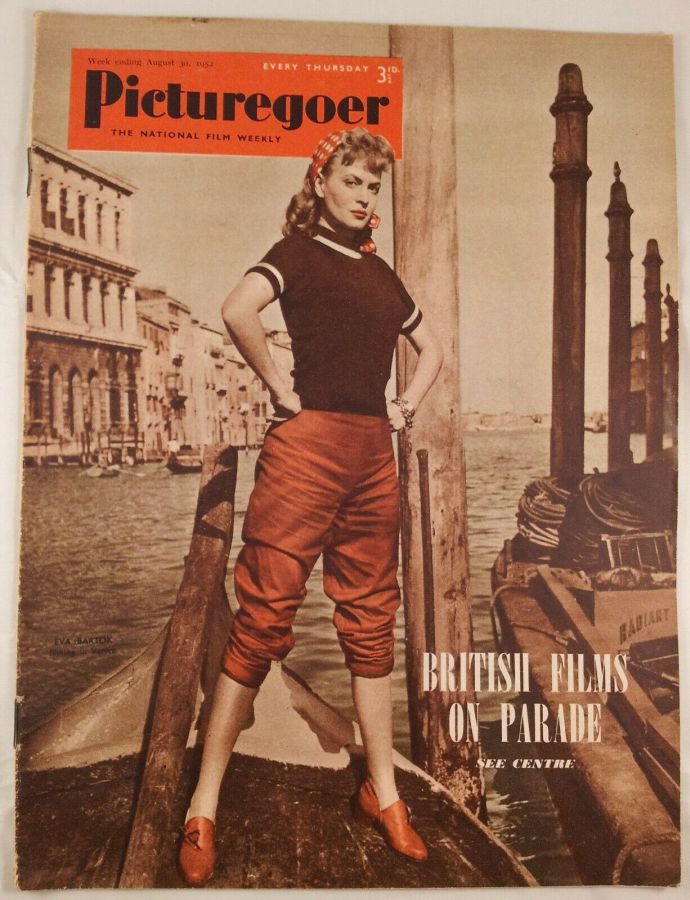 PICTUREGOER magazine side cover Issue 904  Weekly 30 August 1952