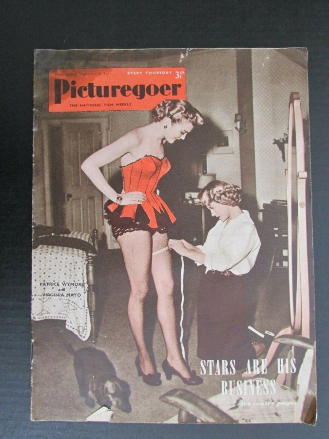 PICTUREGOER magazine side cover Issue 905  Weekly 6 September 1952