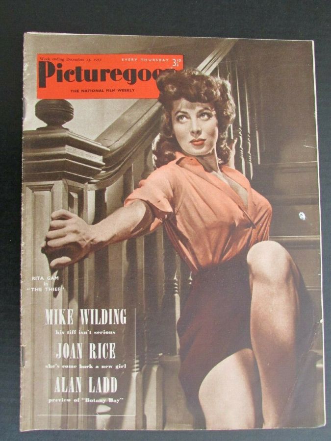 PICTUREGOER magazine side cover Issue 919  Weekly 13 December 1952