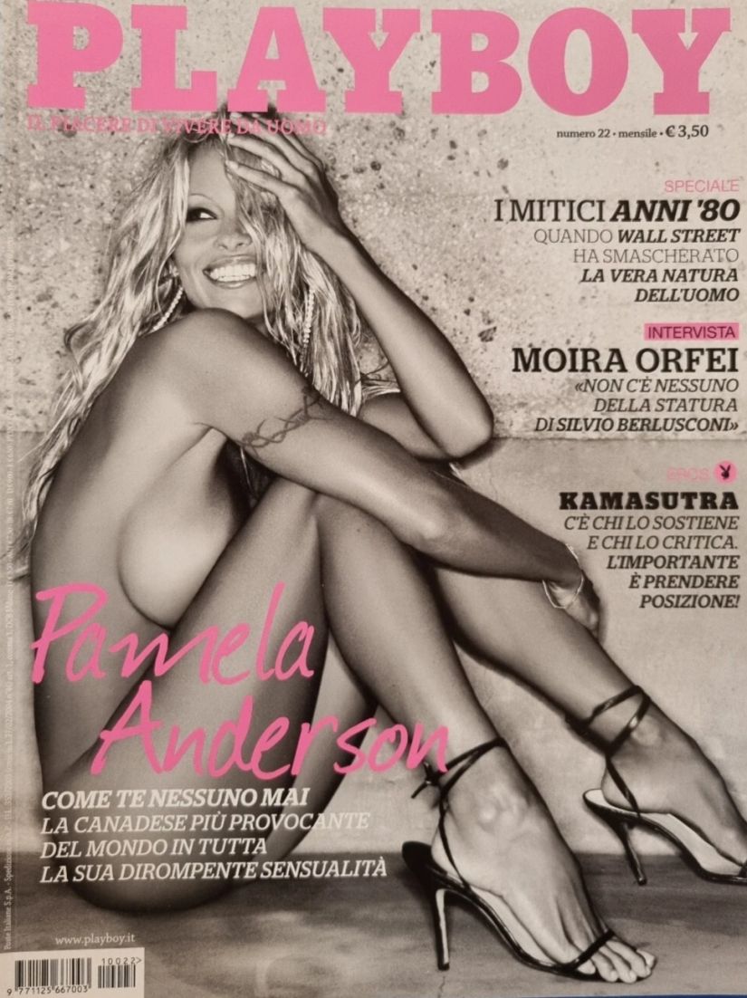 PLAYBOY (It) magazine side cover  February 2011
