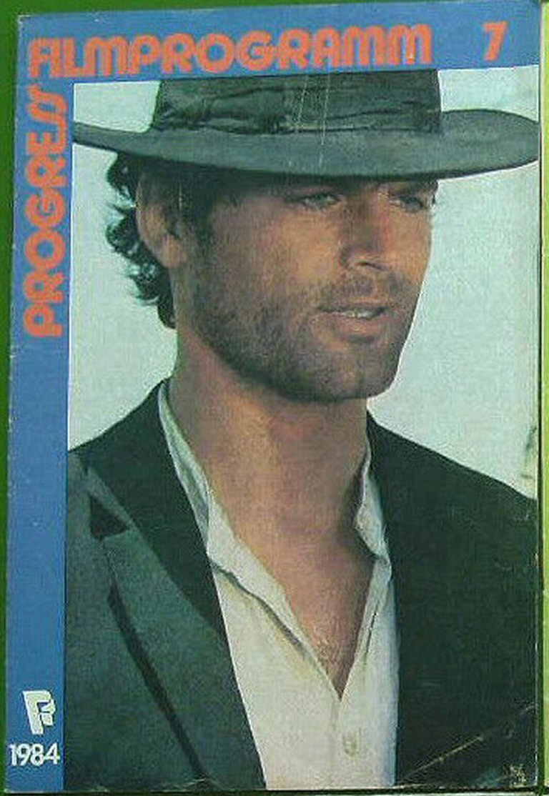 PROGRESS FILM PROGRAMM (1970s-90s) magazine side cover Issue 7   1984