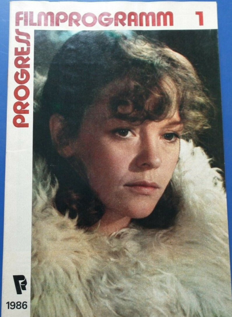 PROGRESS FILM PROGRAMM (1970s-90s) magazine side cover Issue 1   1986