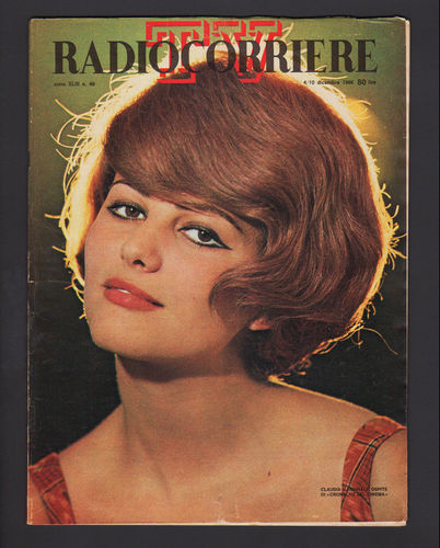 RADIOCORRIERE TV magazine side cover 4 December 1966