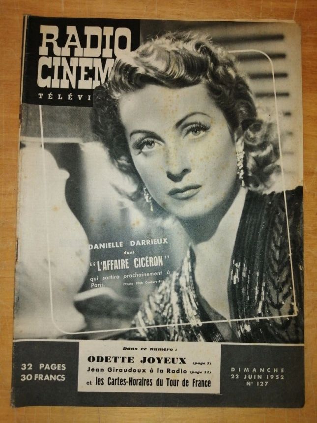 RADIO CINEMA TELEVISION/TELERAMA magazine side cover Issue 127 22 June 1952