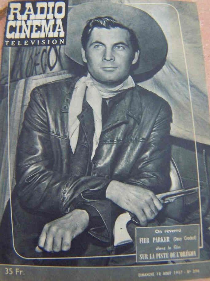 RADIO CINEMA TELEVISION/TELERAMA magazine side cover Issue 396 18 August 1957